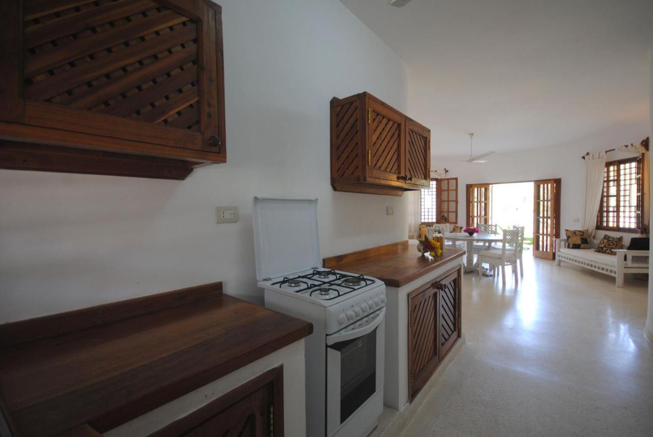 Kola Beach Resort Mambrui Extérieur photo
